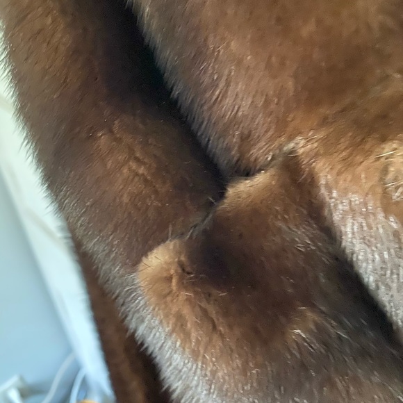 Mink Coat - Picture 1 of 4